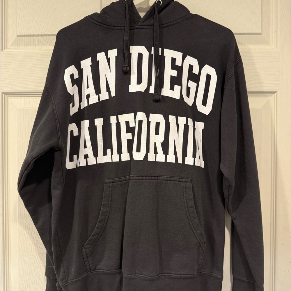 San Diego California Graphic Hoodie - Black